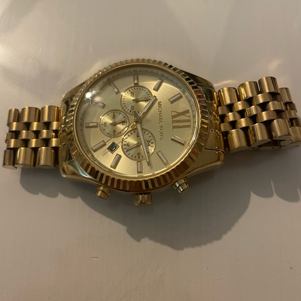 Michael Kors Men's Gold Watch - Picture 2 of 3